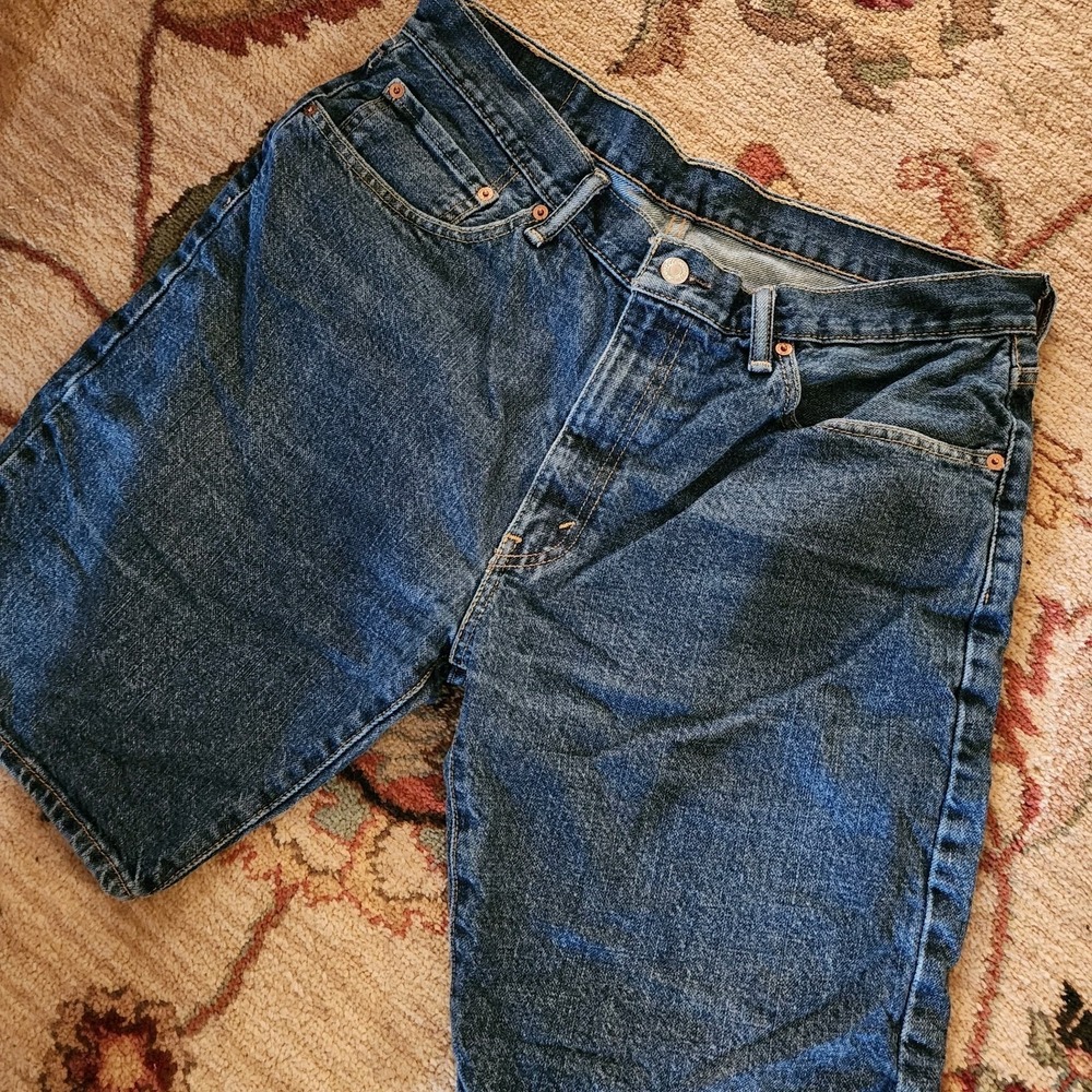 Levi's 505 Regular Fit Mens Size 36 Jean Shorts Medium Wash Casual Timeless